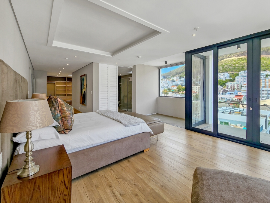 To Let 3 Bedroom Property for Rent in Sea Point Western Cape